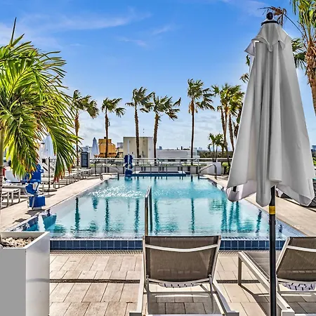 Grand Deluxe Two Bedroom Suite With Balcony Water Views, Corner